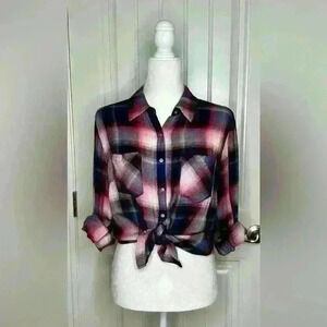 Maurices Plaid Shirt, Size Medium